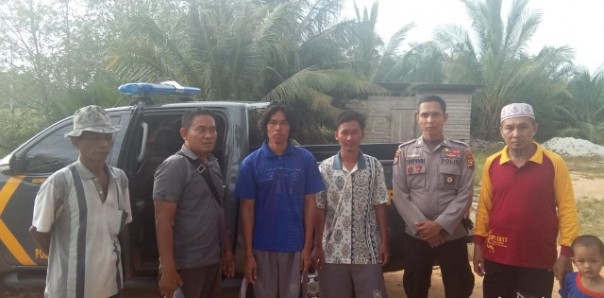  2 Kru Kapal Kargo yang Tenggelam di Bengkalis Diselamatkan Nelayan Setempat